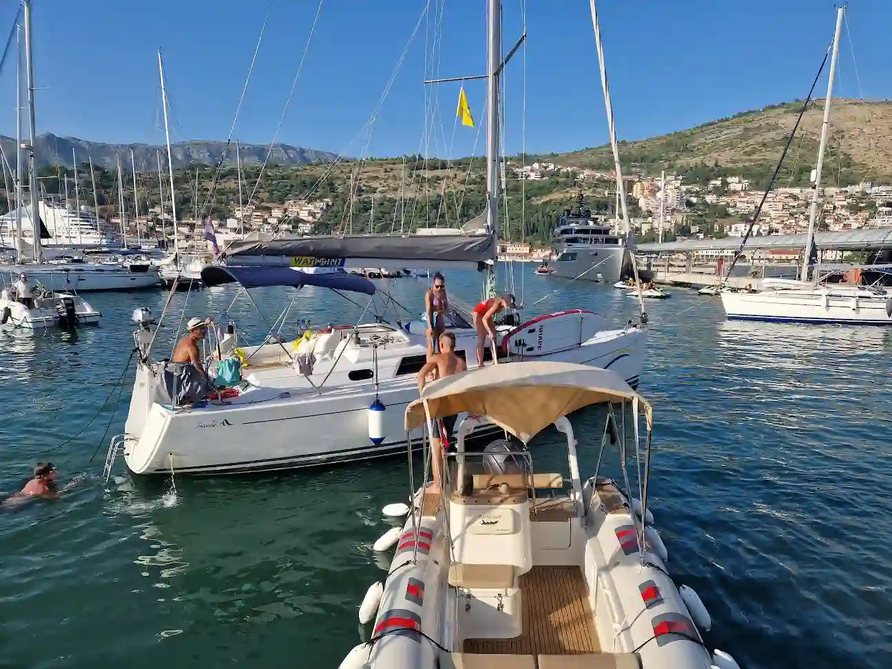 Skipper or No Skipper? The Dubrovnik Boat Rental