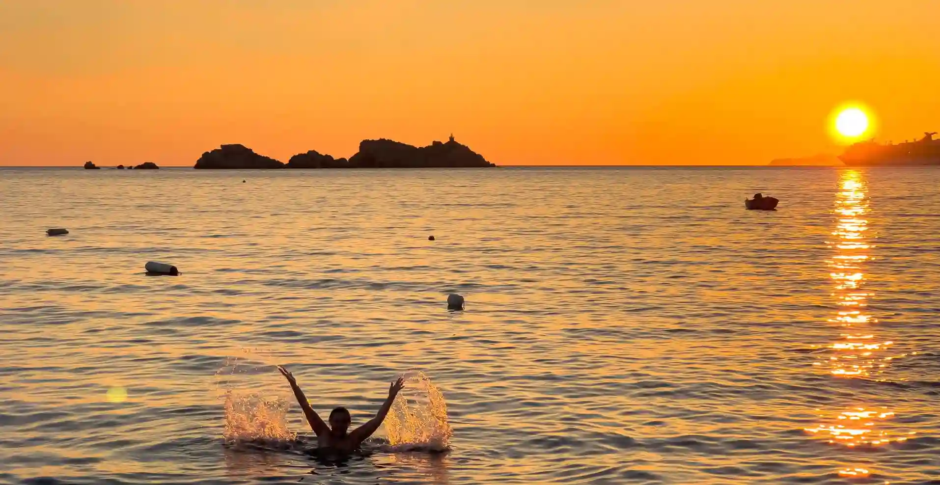 Swimming After Sunset in Dubrovnik: Safe or Risky?