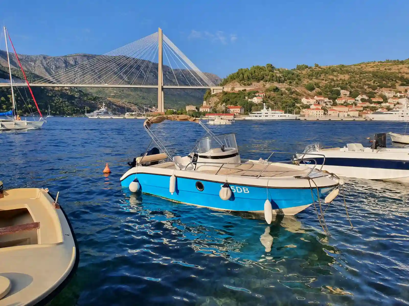 Anchoring in Dubrovnik: Avoid Fines & Sail Smart