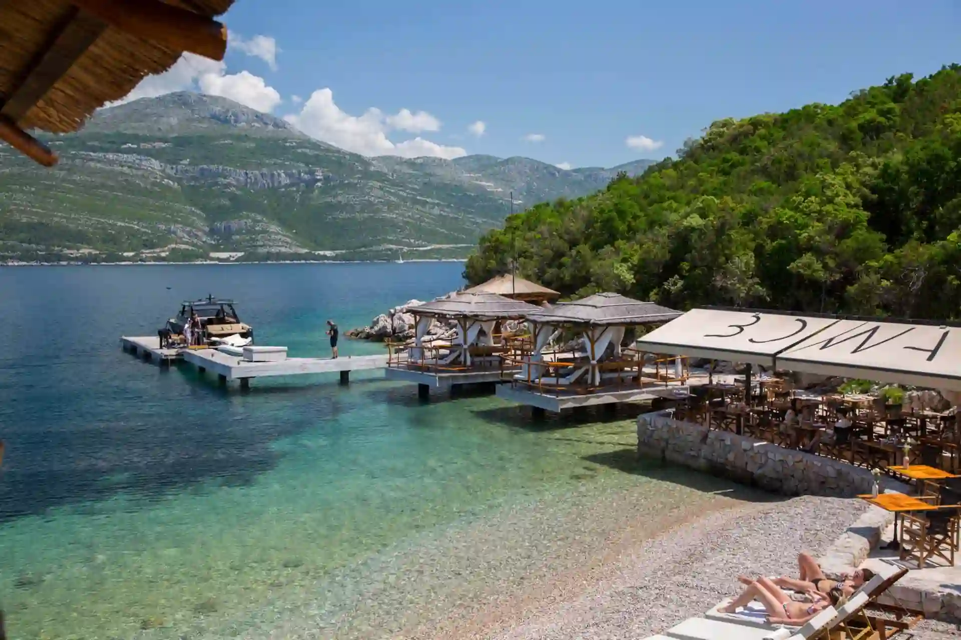 5 Dubrovnik Restaurants You Can Reach by Boat